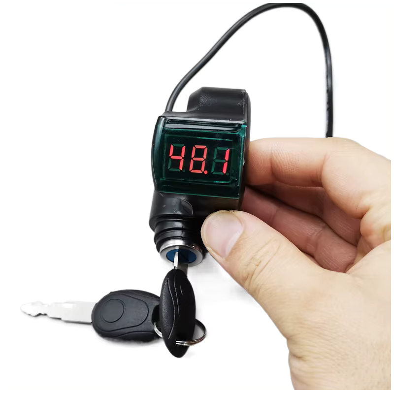 Stacyjka z woltomierzem do hulajnogi elektrycznej