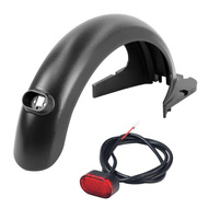 Czarny Błotnik + Tylna Lmapka LED do Motus Scooty 10