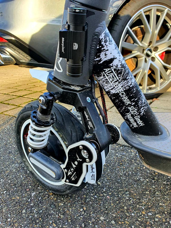 Zawieszenie przednie amortyzator SHARKSET do Ninebot Max / G30 Motus Scooty 10 / Frugal Power - kolor BIAŁY