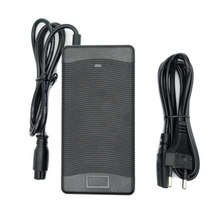 Ładowarka 54,6V 2,5A (GX16) do Kugoo M4 / M4 PRO / G-Booster / Motus PRO 10 2022