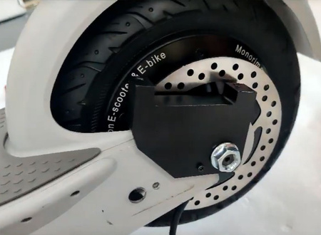 Osłona Silnika 500W 48V  Monorim MD500W-MAX z tarczą hamulcową do Ninebot Max G30 i Motus Scooty 10. Zainstaluj Tylny hamulec