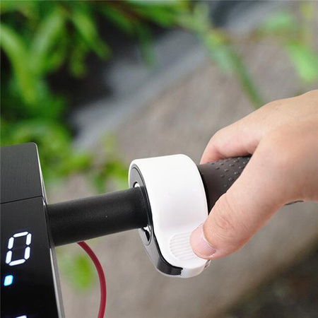 Gumowa osłona manetki przyspieszenia do Xiaomi M365 / PRO / PRO 2 / 1S / Ninebot Max G30 - Biały